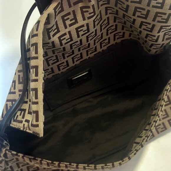 Vintage FENDI Monogram Baguette - Y2K Shoulder Bag - Picture 14 of 16